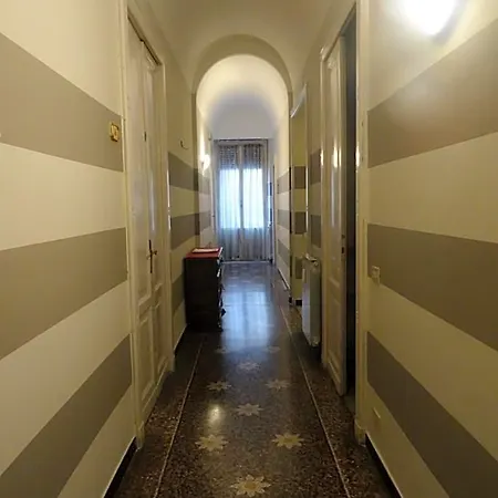 Hotel Alambra 2*