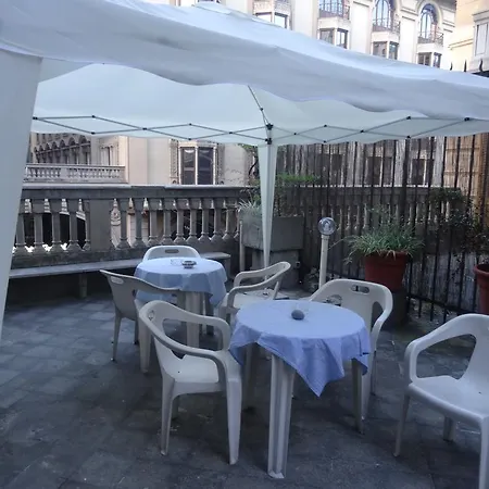 Hotell Alambra Genua