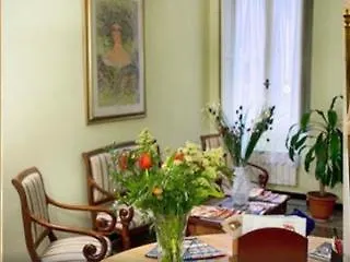 Hotel Alambra