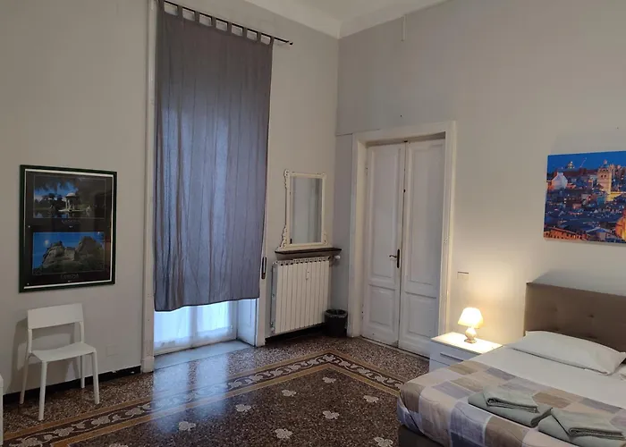 Alambra Hotel 2*