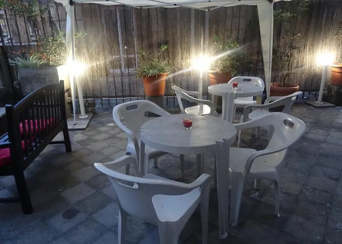 Hotel Alambra