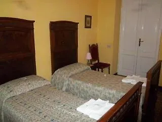 Alambra Hotel Gênes