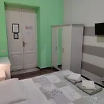 Alambra Hotel