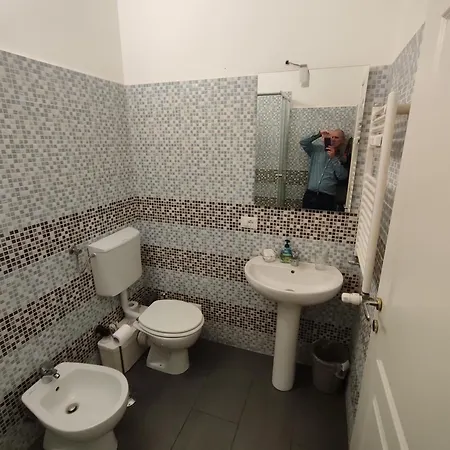 Locanda Alambra Генуя